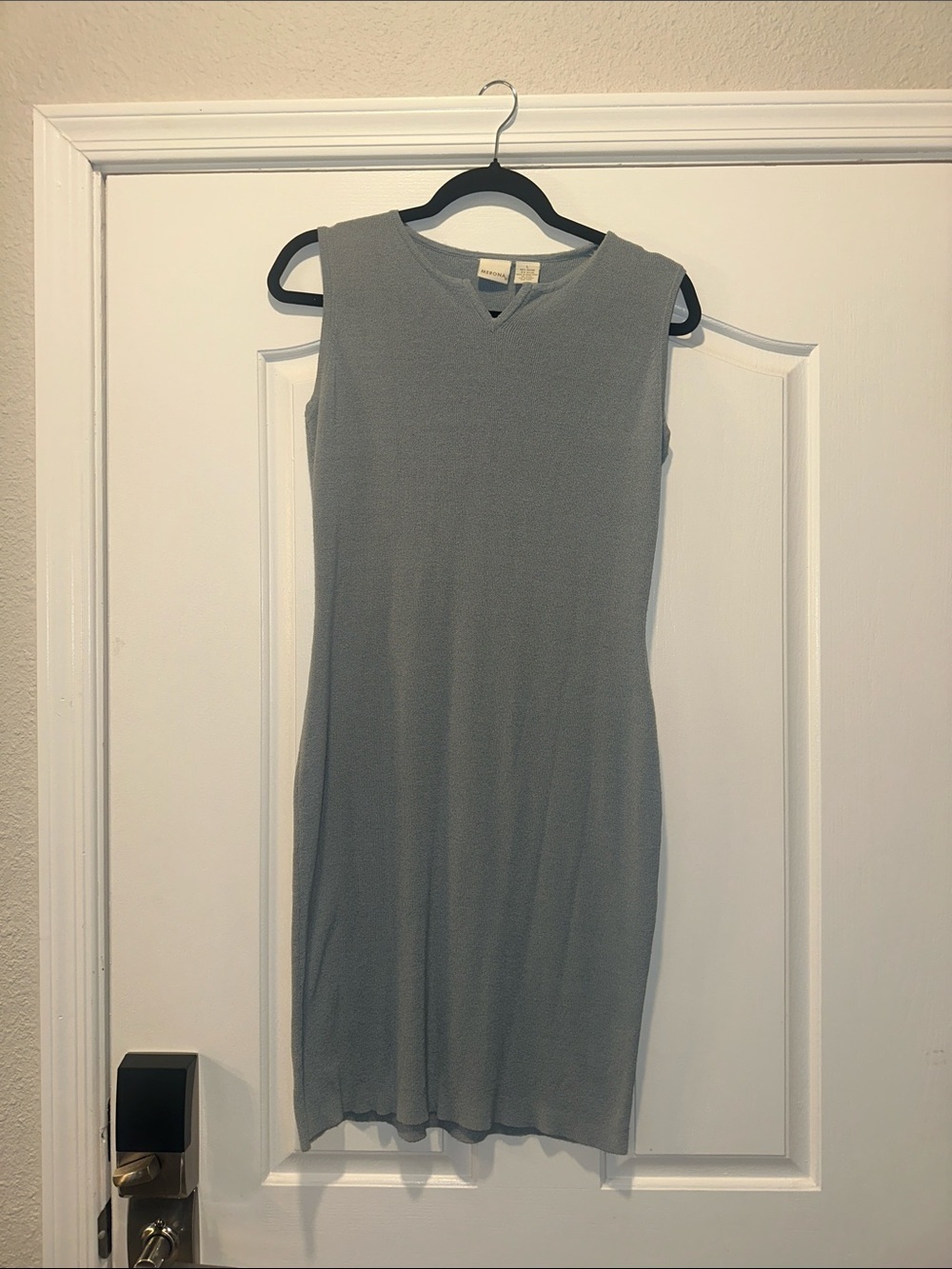 Merona Sleeveless V-Notch Knit Mini Dress in Light blue size Large